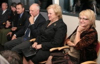 Filename=IMG_0113.jpg
Filesize=223KiB
Dimensions=900x577
Date added=Jan 09, 2011 IMG_0113.jpg